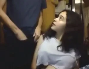 +2 vídeos daquela peituda gostosa