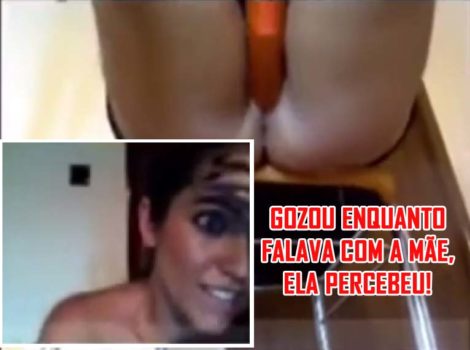 34 min de Garotas se masturbando em Público que foram Pegas!