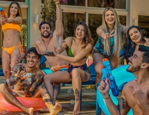 Soltos em Floripa muito sexo no Reality Show Brasileiro - Sexo Maluco