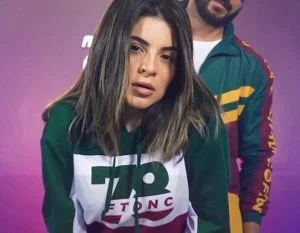 Gessica Kayane a GKAY dançando de vestido no baile funk