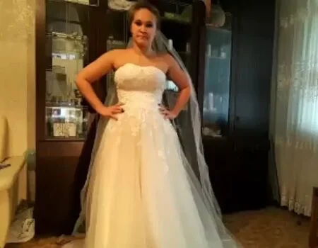 Casou e decidiu fazer uma live fodendo